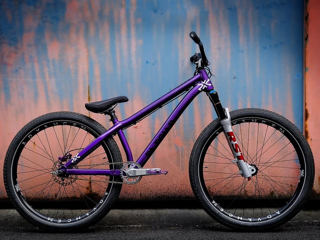 DA BOMB DIRT JUMP FRAME SONIC BOOM 26